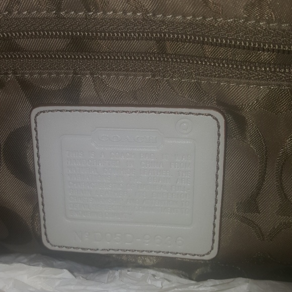 Coach Purse - Picture 7 of 8